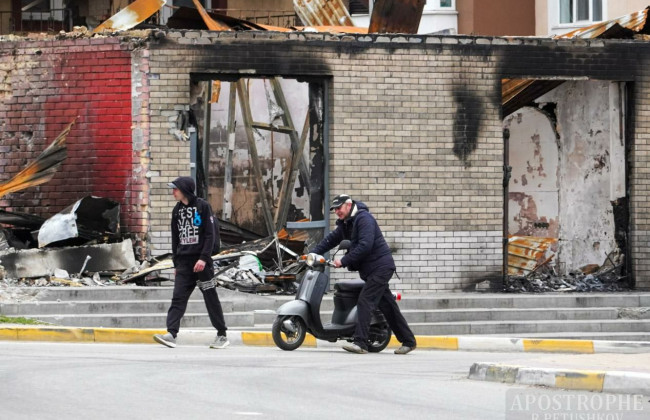 Ирпень возвращается к мирной жизни: как выглядит город, фото