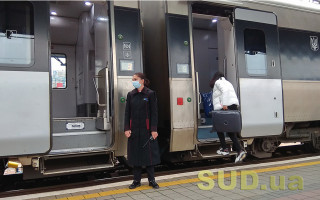 Укрзалізниця оприлюднила список евакуаційних рейсів на 22 квітня: графік руху