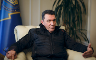 Олексій Данілов: «Населення ми нікуди евакуювати не могли. Це просто фізично було  неможливо зробити»