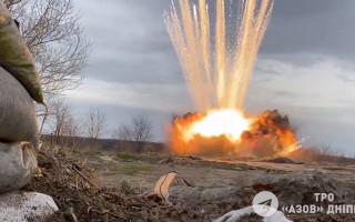 Известны детали взрыва в Днепре: саперы обезвредили неразорвавшуюся часть ракеты, видео