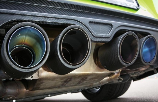 В Днепре запретили движение автомобилей с громким выхлопом