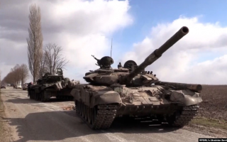 Росія використовує танки з українськими прапорами для дискредитації ЗСУ – ОК «Південь»