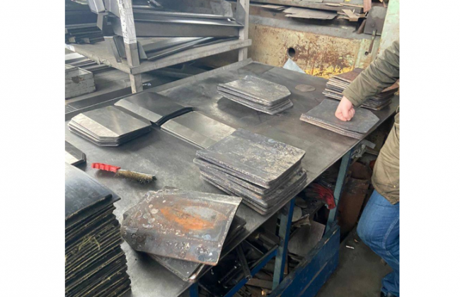 Підробляли бронежилети з неякісної сировини: поліція викрила схему