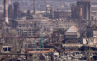 Путин согласился на участие ООН и Красного креста в эвакуации мирных жителей из «Азовстали»