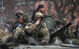 Росія заманює контрактників на війну захмарними зарплатами та мародерством, — розвідка