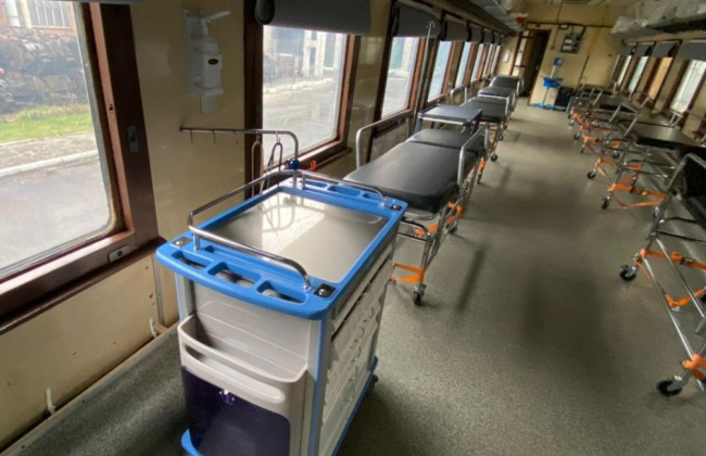 В Україні почав курсувати евакуаційний медпотяг: фото