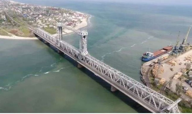 В Одесской области повторно обстреляли мост