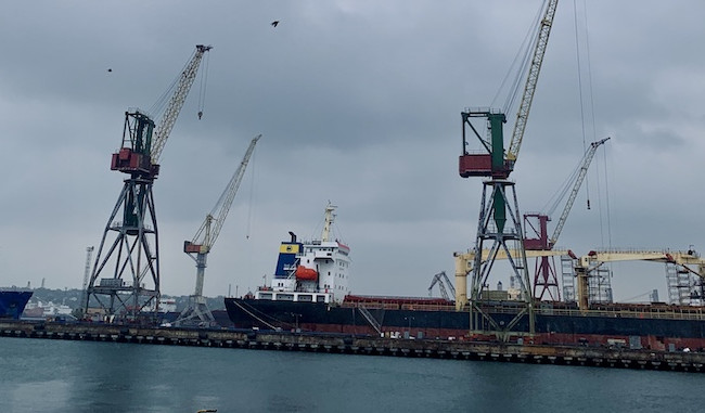 В условиях войны Украина вынуждена искать новые пути для экспорта аграрной продукции: что предложили европейские партнеры