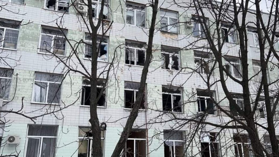 Окупанти обстріляли лікарню в Сєвєродонецьку: одна жінка загинула