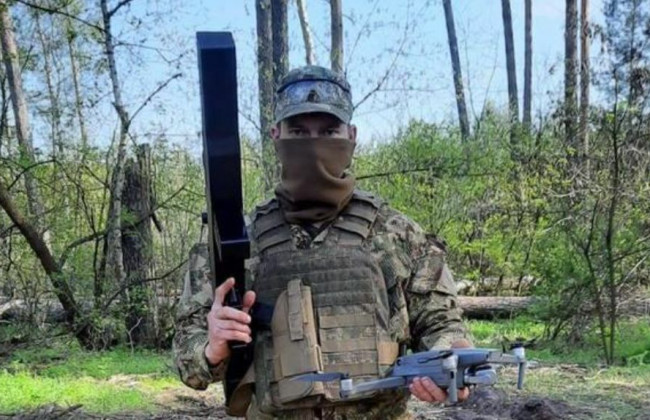 Украинские военные посадили дрон оккупантов и благодаря ему уничтожили врага