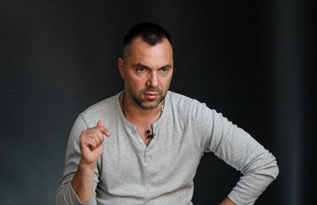 Война с Россией может продолжаться до Нового года, —  Арестович