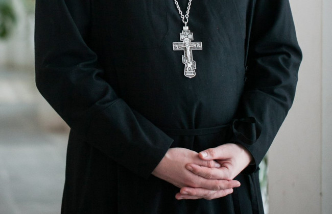 У Сєвєродонецьку священнослужитель передавав ворогу дані про дислокацію ЗСУ