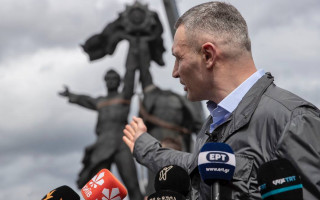 Стало известно, как переименуют Арку дружбы народов в Киеве