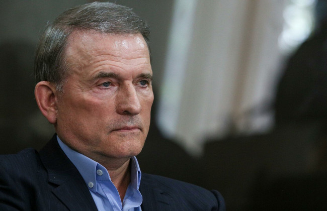 У домработницы Медведчука нашли полмиллиона долларов