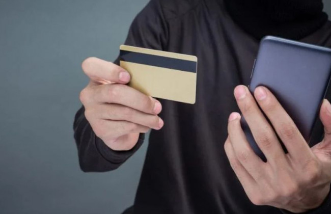 Мошенники от имени банков рассылают опасные письма: украинцам раскрыли «схему»