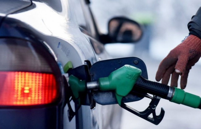 Бензин подорожчає: Кабмін підвищив надбавки на бензин та дизель