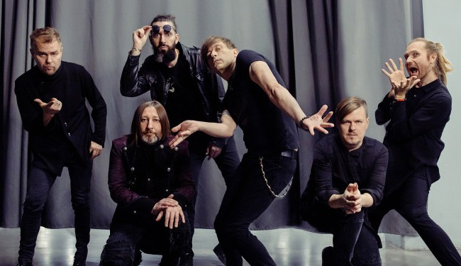 «Би-2» отменила концерт в Омске из-за баннера «Za президента»