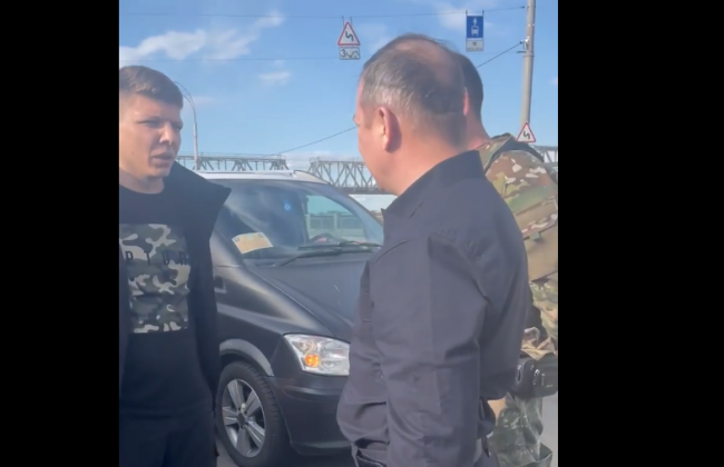 У Києві машина з Ляшком зіткнулась з автівкою СБУ: екснардеп влаштував скандал