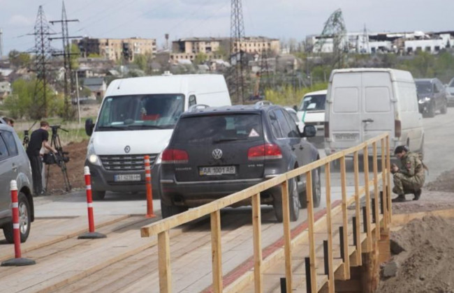 Под Киевом открыли еще один мост: появились фото