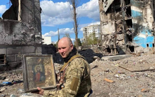У Бородянці ікона чудом вціліла від бомбардувань