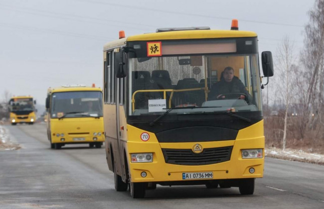 100 цивільних з «Азовсталі» вже прямують до Запоріжжя, — Зеленський