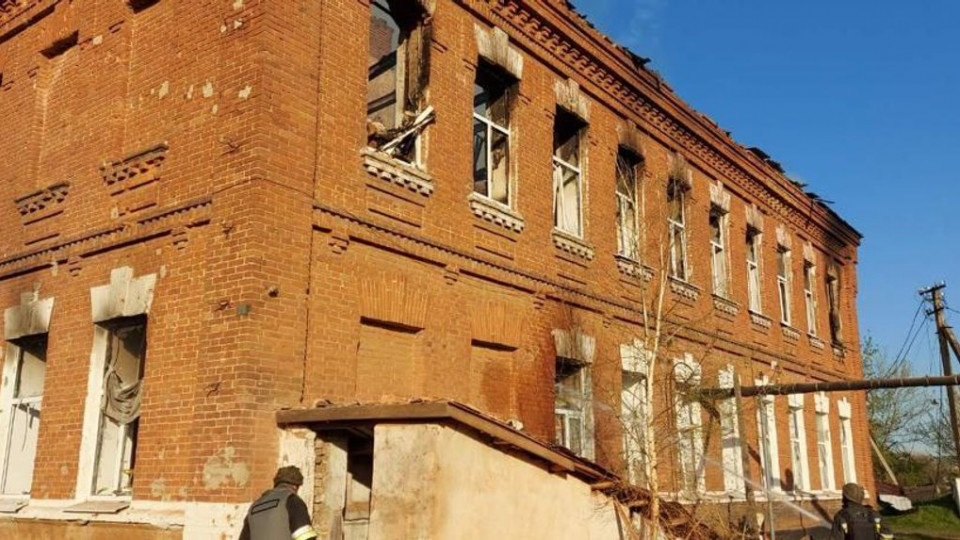 На Харківщині окупанти обстріляли школу, яка пережила дві світові війни: фото