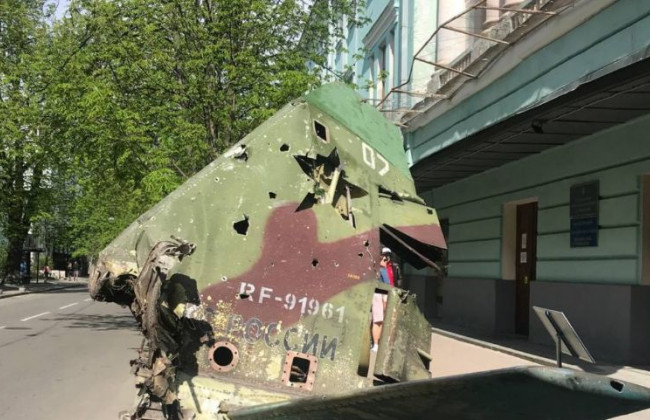 В центре Киева появилась подбитая техника оккупантов, фото