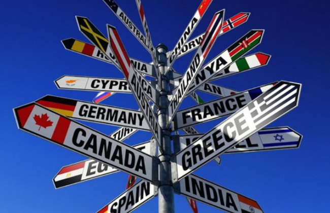 Чи має особа право працевлаштування за кордоном під час воєнного стану: роз’яснення Держпраці