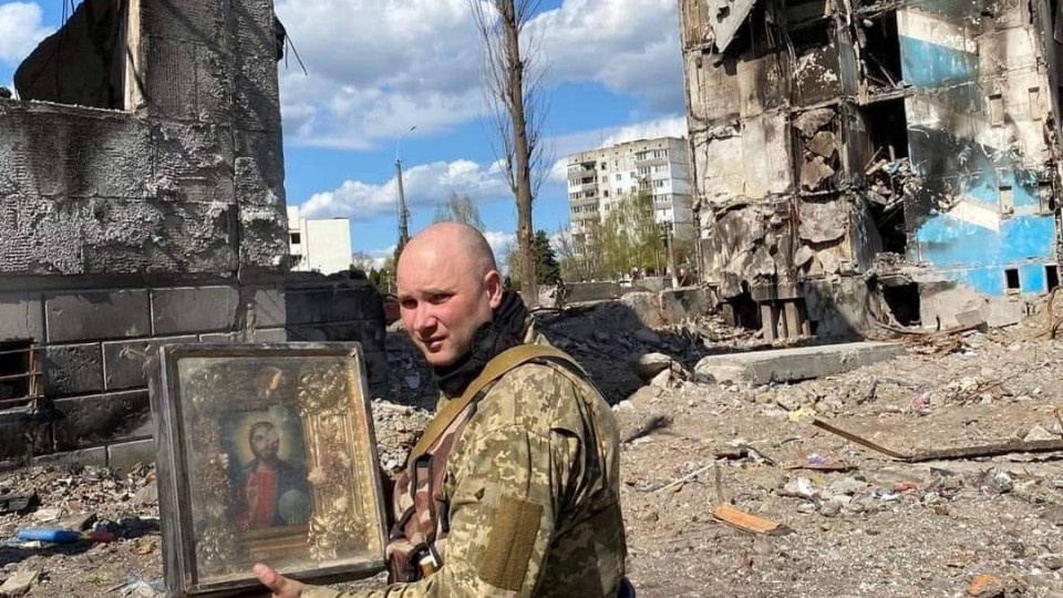 У Бородянці ікона чудом вціліла від бомбардувань