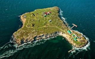 Українські війська завдали удар по Зміїному: у морі активізувались сили ворожого флоту