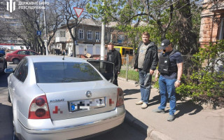 ДБР: мали дестабілізувати ситуацію на Одещині – затримано довірених осіб Іллі Киви, фото та відео