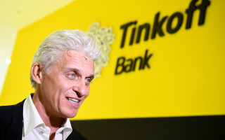 Российский бизнесмен Олег Тиньков продал свою долю в «Тинькофф банке» под давлением властей