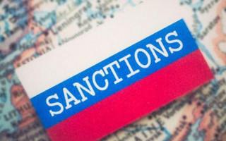 ЕС введет новые санкции против России и Беларуси, — журналист