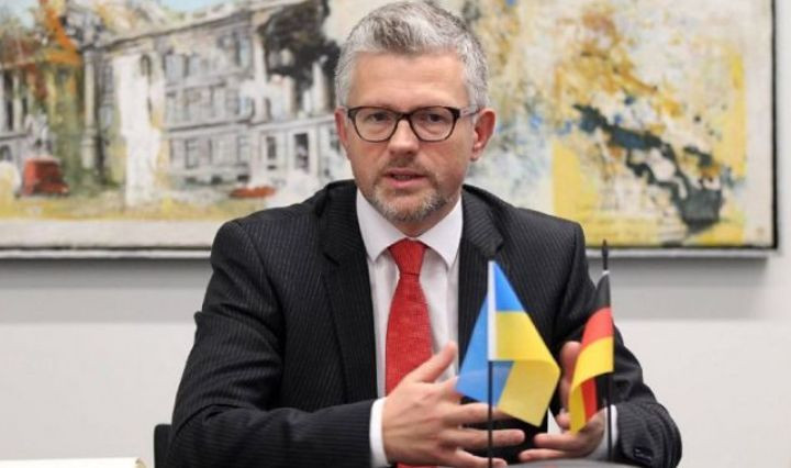 «Играет в обиженную колбасу»: посол Украины раскритиковал Шольца за отказ ехать в Киев