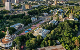 На ВДНХ в Киеве возобновили работу некоторые локации: подробности