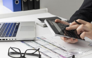 Чи повинні неприбуткові організації сплачувати податки при виплаті доходу нерезидента