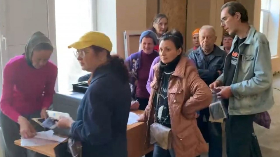 У Маріуполі окупанти розпочали реєстрацію приватного житла: загарбники шукають покинуті будинки