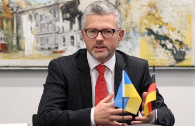 «Играет в обиженную колбасу»: посол Украины раскритиковал Шольца за отказ ехать в Киев