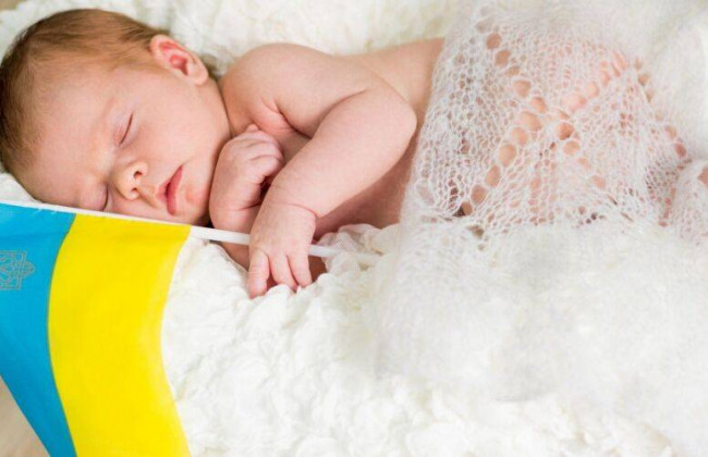 Як зареєструвати дитину, яка народилася за кордоном