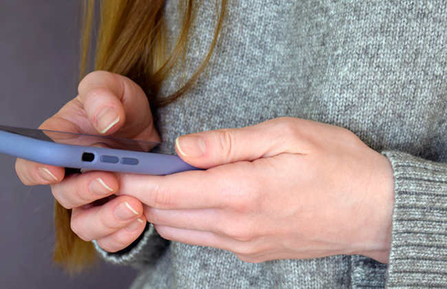 Ворог може втручатися у роботу мобільного зв'язку: що це означає та як себе убезпечити