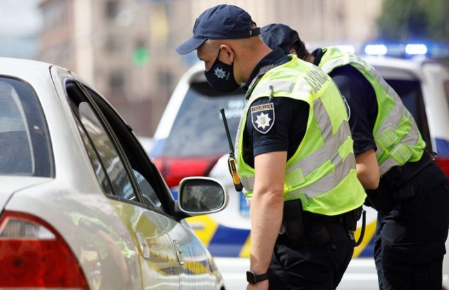 В Украине усилят ответственность за публичное оскорблении полицейского и пограничника