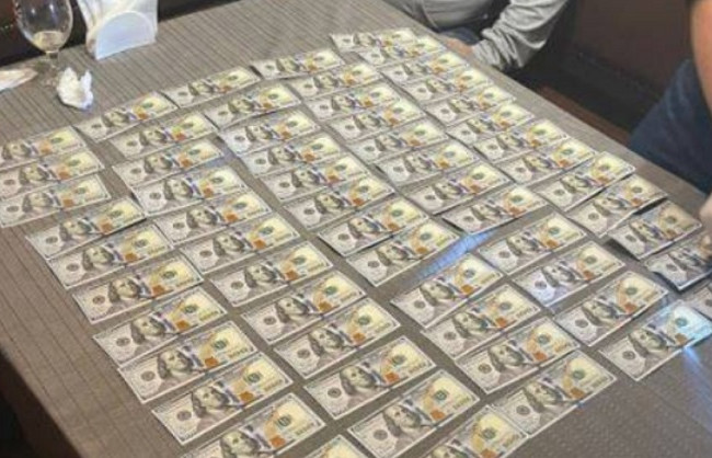 $10 000 за виготовлення документів для незаконного перетину кордону: у Львові затримано чоловіка