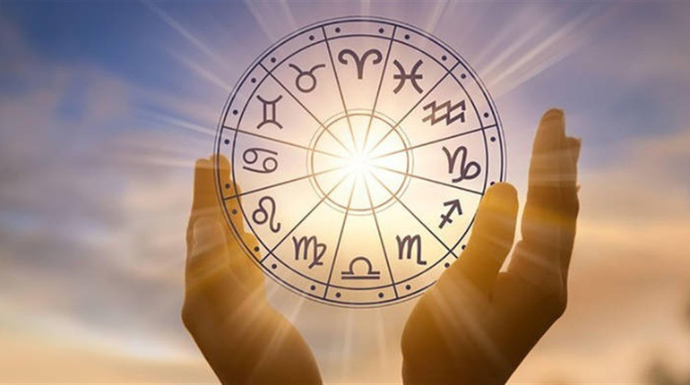 Астрологи назвали самый удачный день мая для каждого знака зодиака
