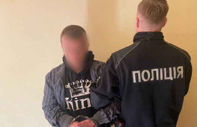 На Київщині чоловік розбещував свою 6-річну сестру