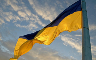 В Киеве 5 мая приспустят Главный государственный флаг Украины: что случилось