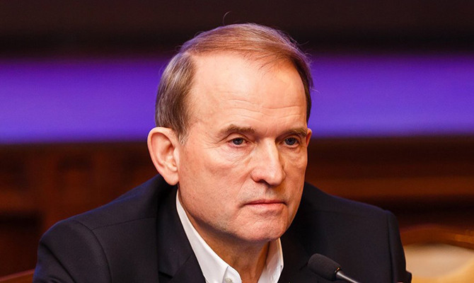 Суд арестовал счета предприятий родственников Медведчука и Козака