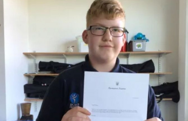 Ребенок из Великобритании получил ответ на свое письмо Зеленскому