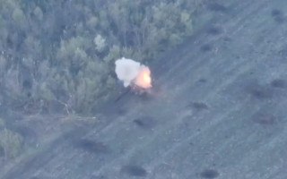 ВСУ превратили танк оккупантов в металлолом: появилось видео