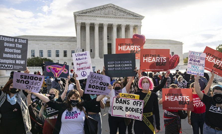 В США могут запретить аборты: Верховный Суд готовит решение