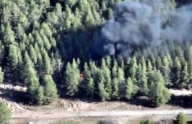 ВСУ уничтожили авто с боекомплектом и блиндаж оккупантов: эффектное видео